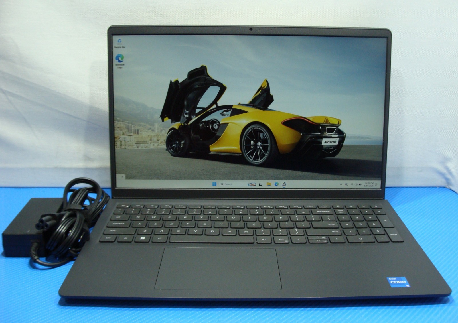 Dell Vostro 15 3530