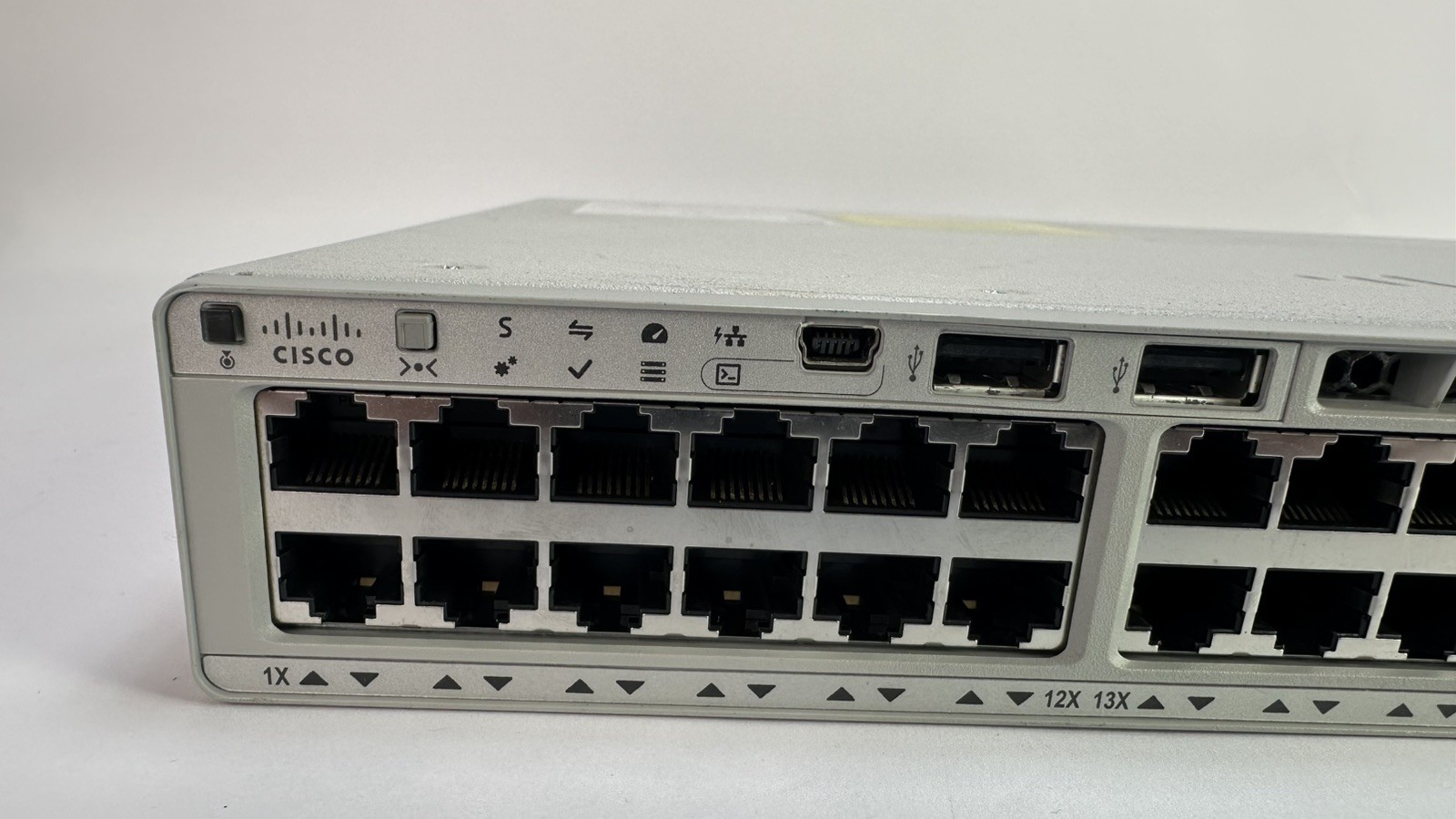 Cisco Catalyst 9200-48P Switch