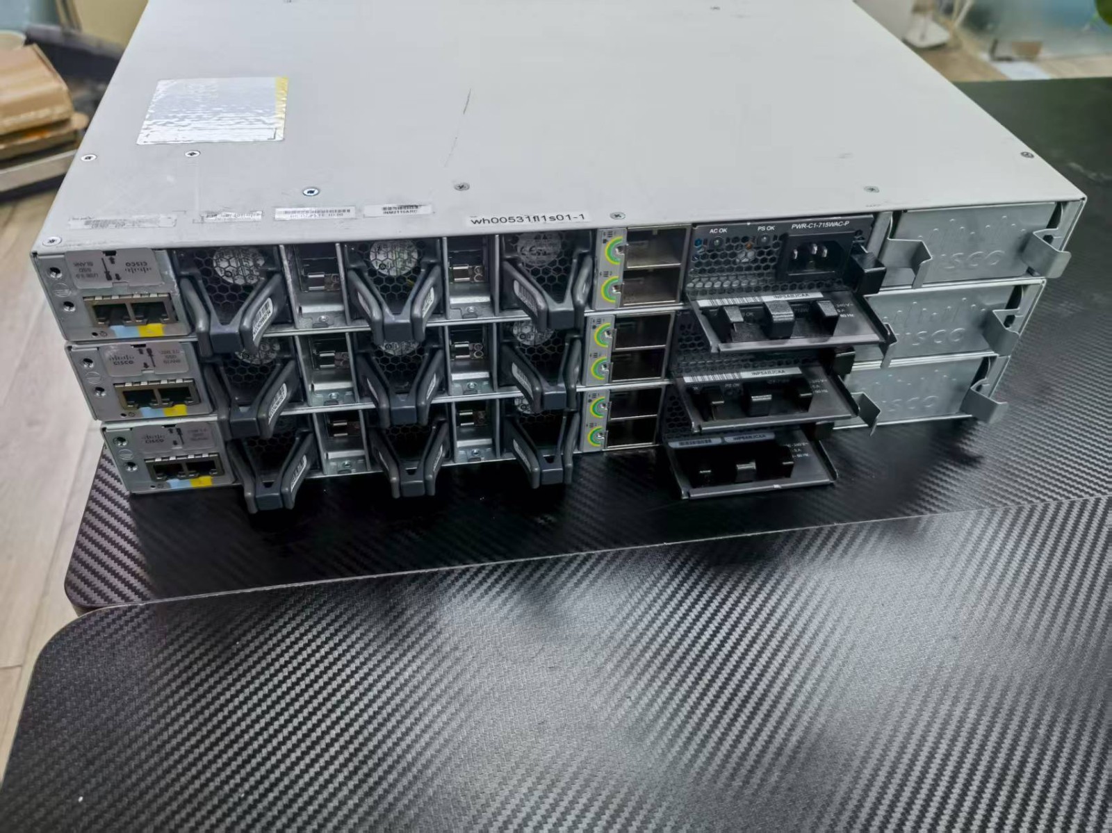 Cisco Catalyst 9300-48P Switch