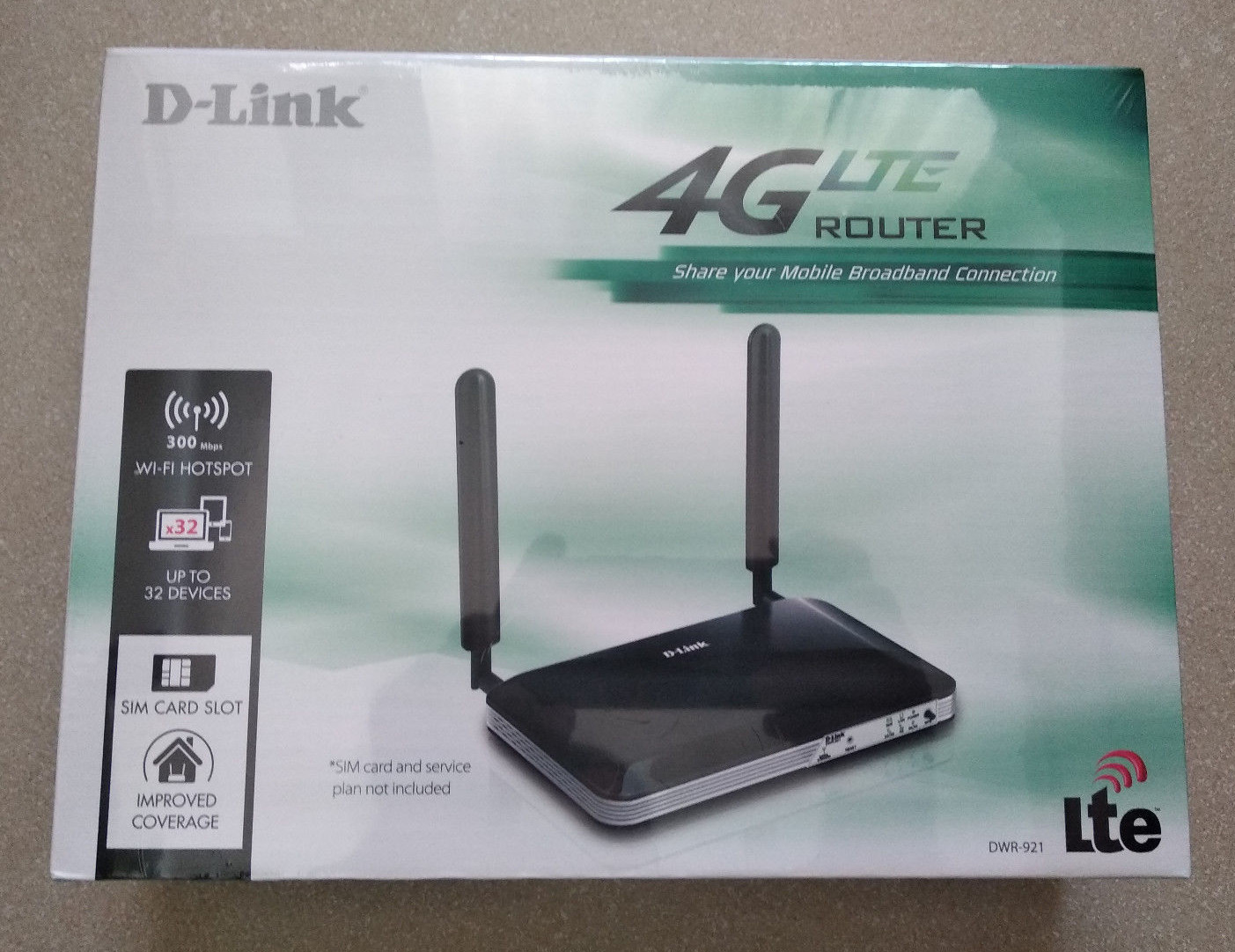 D-Link DWR-961 4G+ Cat7 AC1200 Router