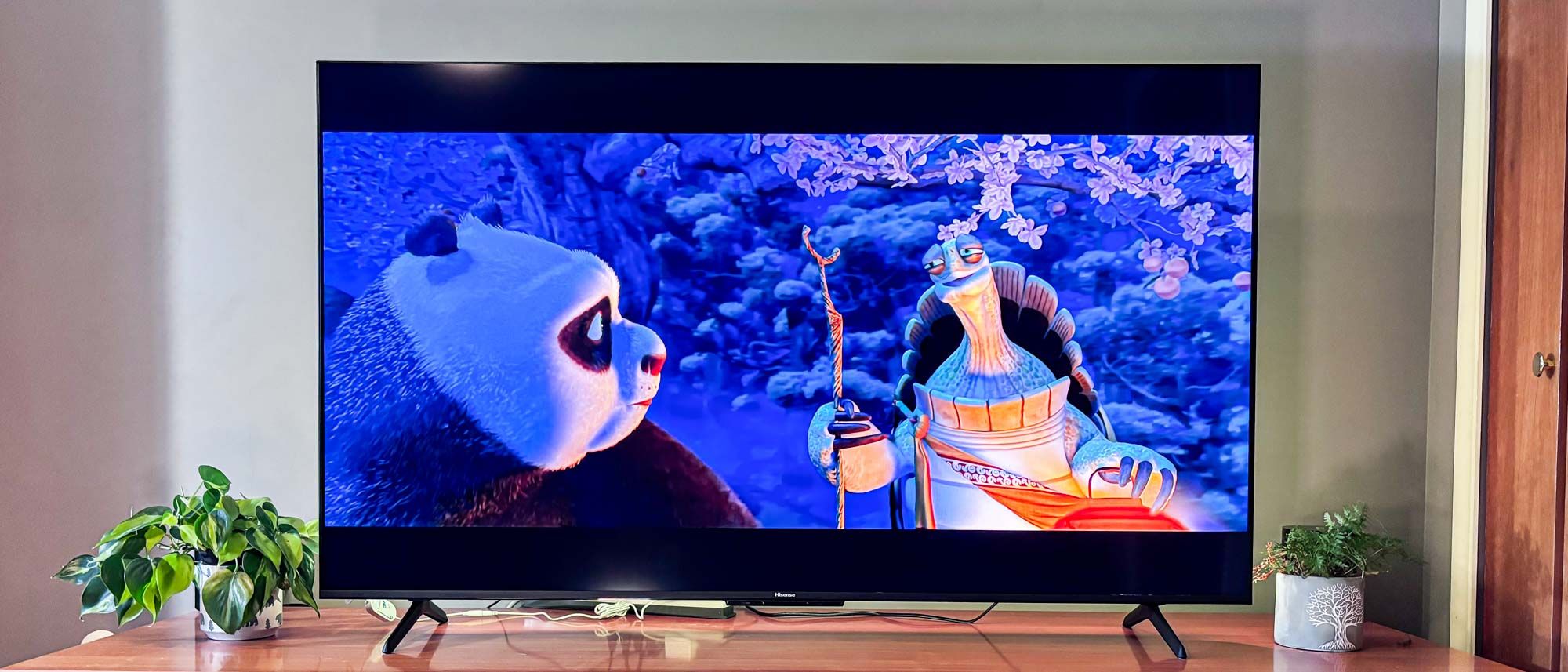 Hisense U6K 55″ 4K ULED Mini LED